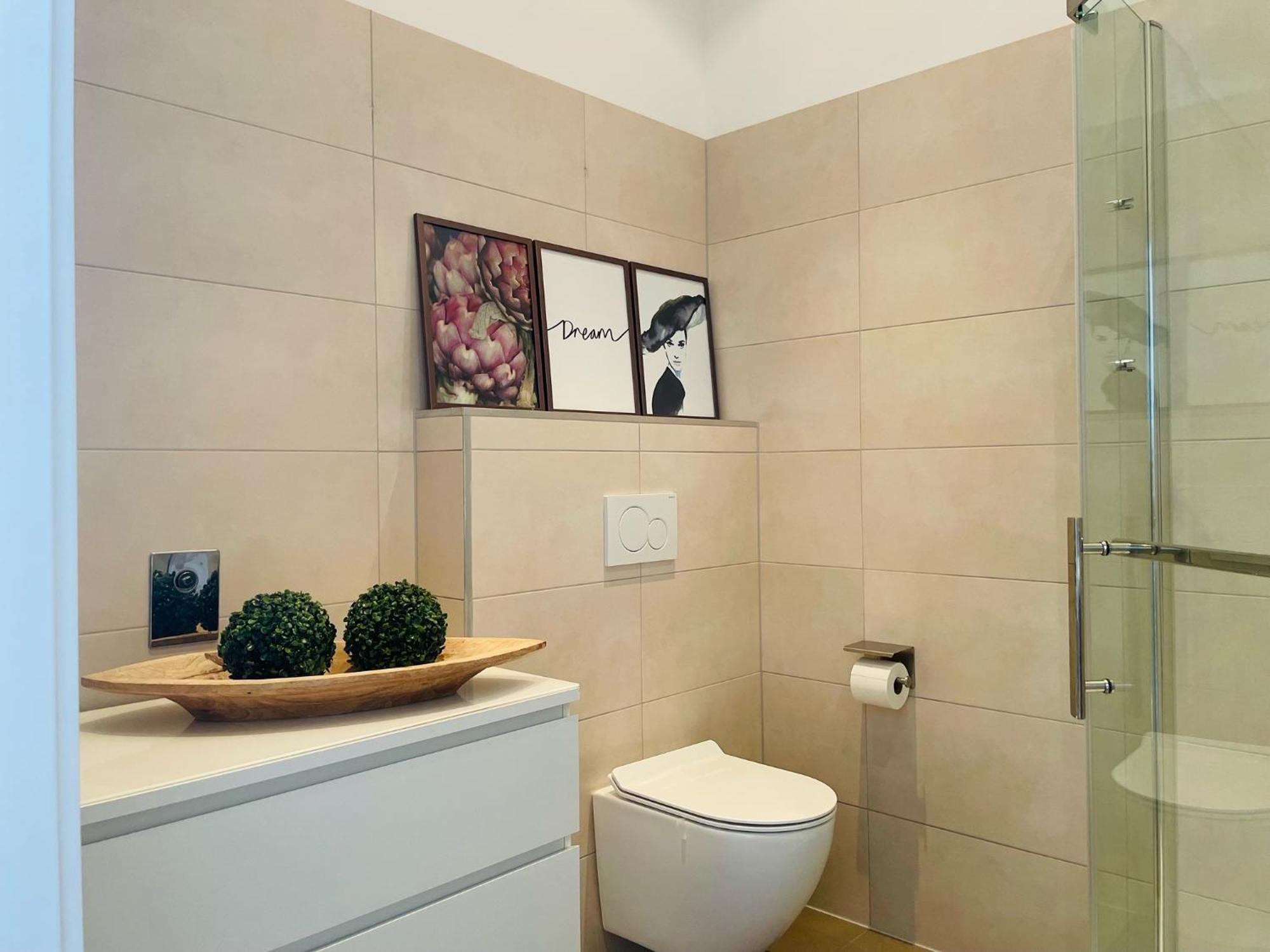 Apartment Salon Des Fleurs Linz-landstrasse *